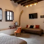 Ancient Knights Luxury Suites
